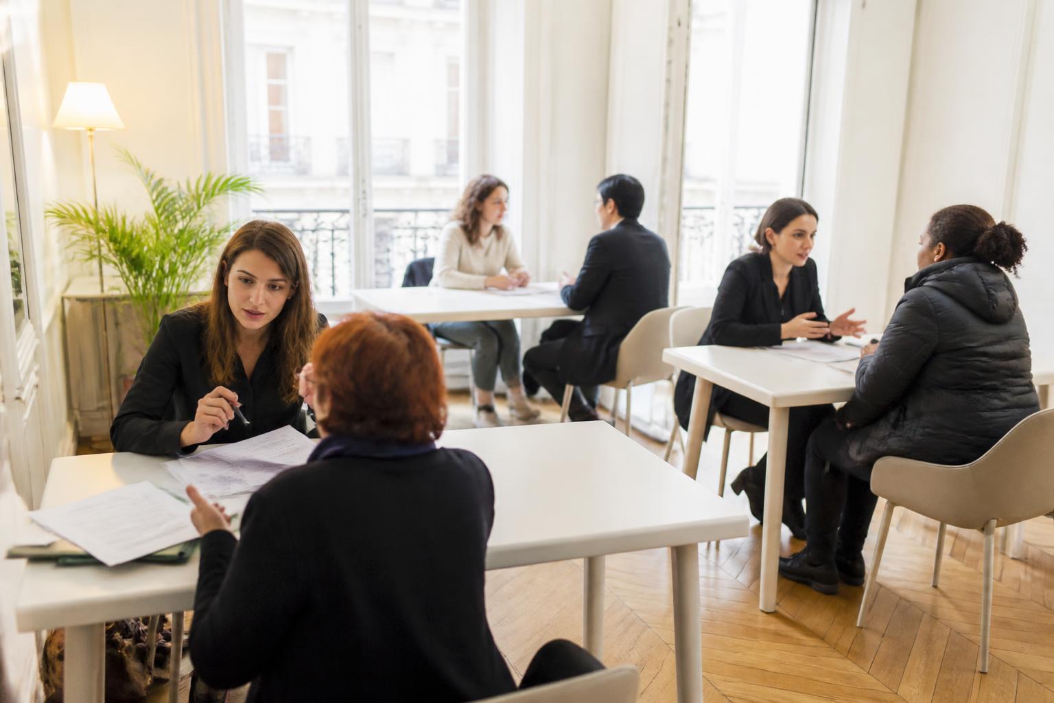 découvrez tout sur l'afub, l'association française pour défendre les usagers des banques, ses actions, ses conseils et son rôle essentiel pour protéger les droits des clients bancaires.